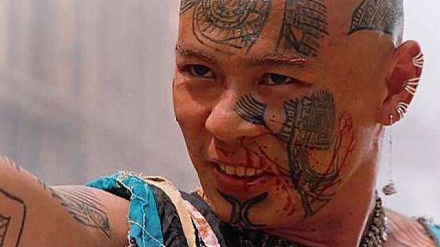 杀手想至小伙于死地，不料却被对方给反杀