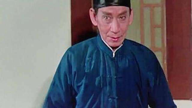 黄飞鸿用自己的黄氏火疗法，瞬间就帮男人接好了断臂
