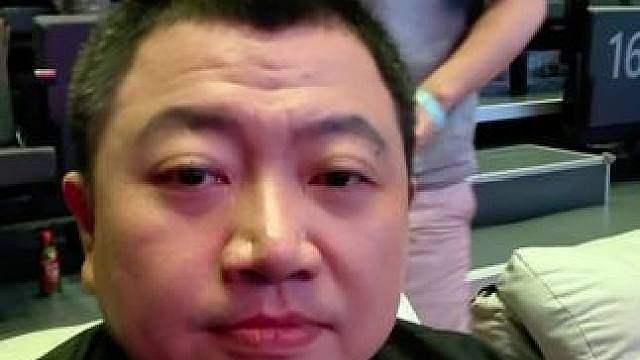 6点半sky对moon表演赛，之后决赛。 场间休息，兄弟们去吃个饭