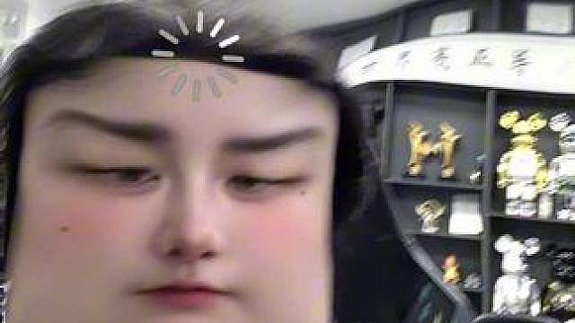 又被自己帅醒了