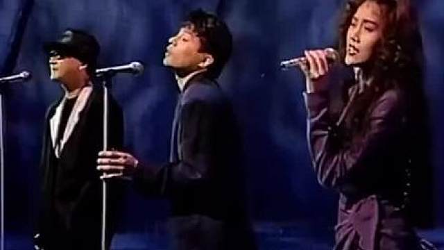 恰克与飞鸟 & 工藤静香
CHAGE and ASKA & くどう しずか 1991年发行经典单曲 日剧《 101次求婚 》主题曲 萦绕整个90年代的经典歌曲 拥抱一下那时候的自己