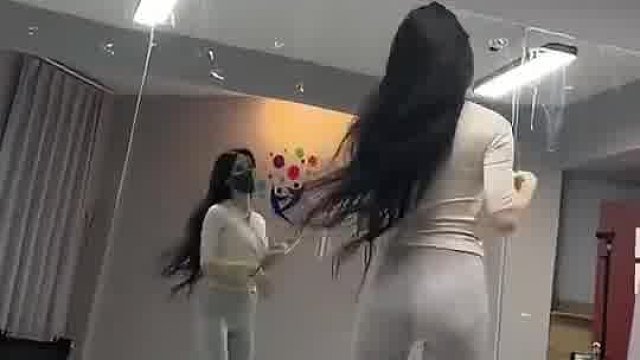跳的真带劲啊