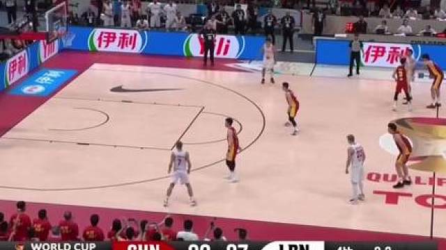 中国男篮89:87绝杀黎巴嫩男篮