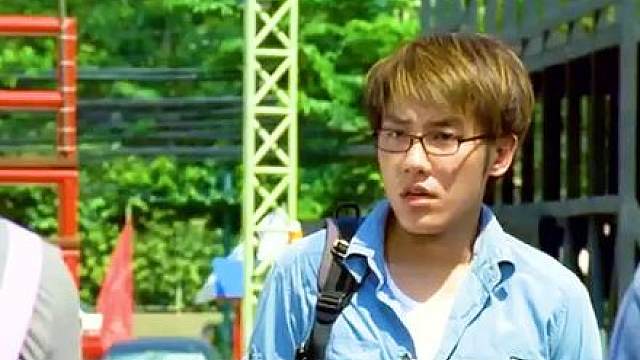 《咒乐园》这家游乐园建在一块坟场上，开业当天就倒闭了！