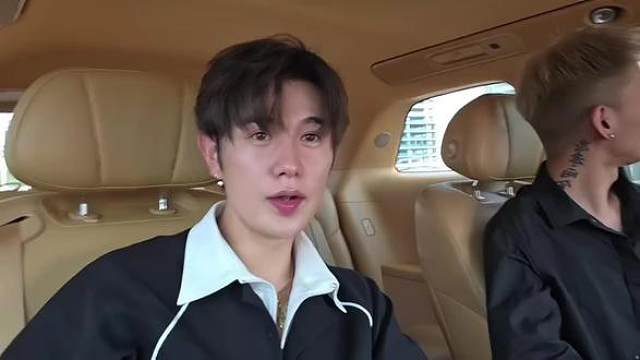 分手是因为她男朋友回来了