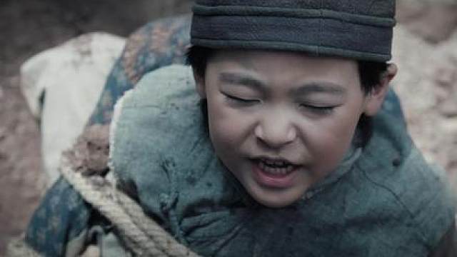 富商建宅时用小孩打生桩，结果木匠布下鲁班机关阵，让富商家破人亡！