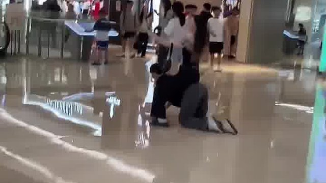 这是什么操作？
