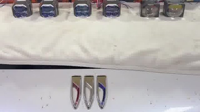 丽声工作日常 2台车一起升级#荆州改灯