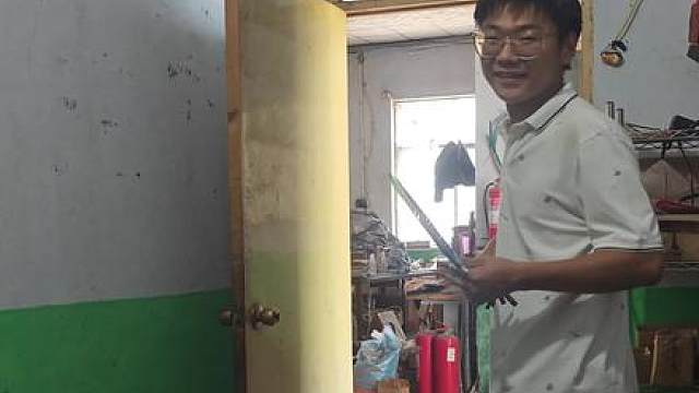 羽毛球拍挂件回来了