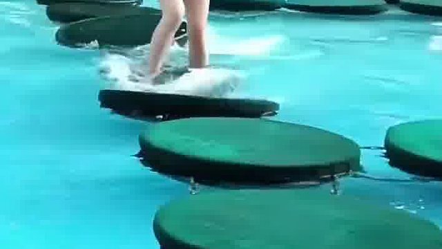 衣服耽误发挥了