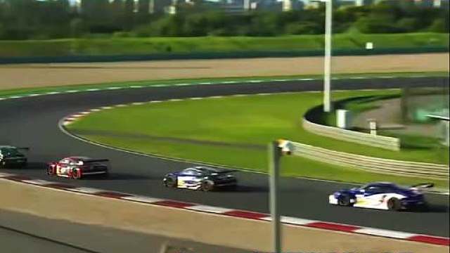 China GT 上海站发生惨烈事故，目测赛员无大碍，红旗终止比赛不再恢复。建议仲裁调取33号宝马赛