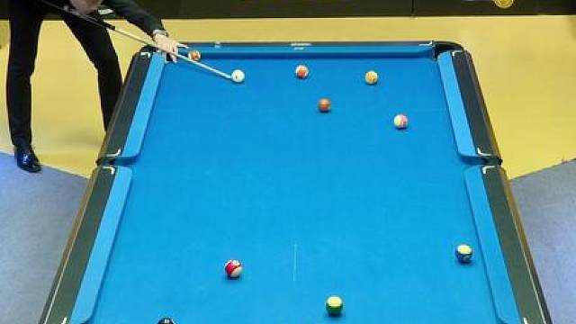 佟璐的座右铭：能秀则秀！