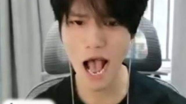 什么比赛！捏蓝看完当晚上万分泰斗？