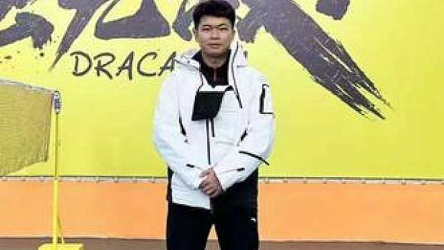石宇奇首轮打骆建佑！目前的国羽士气低迷！中国大师赛已经开打