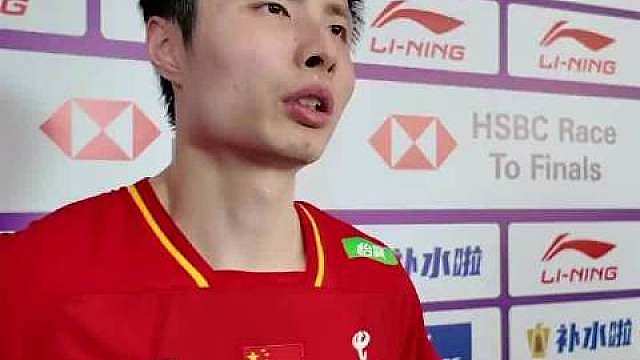石宇奇再遭一轮游！石头：一直在找赢球节奏
谁都不想输，有时就是身体的东西你没办法控制改变。力不从心的