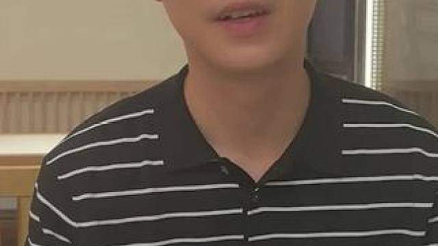 Moon决定第二天继续吃小龙虾 今天的翻译会喝酒