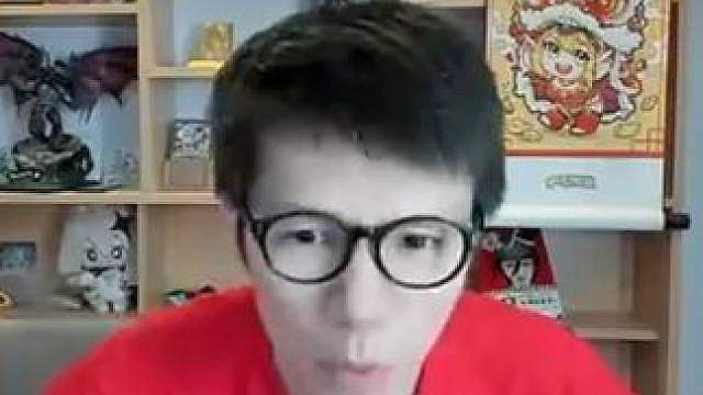 这怎么踢到我脸 这怎么踢……走狗屎运了
素材来源玩家投稿，也欢迎大家通过hs_submit