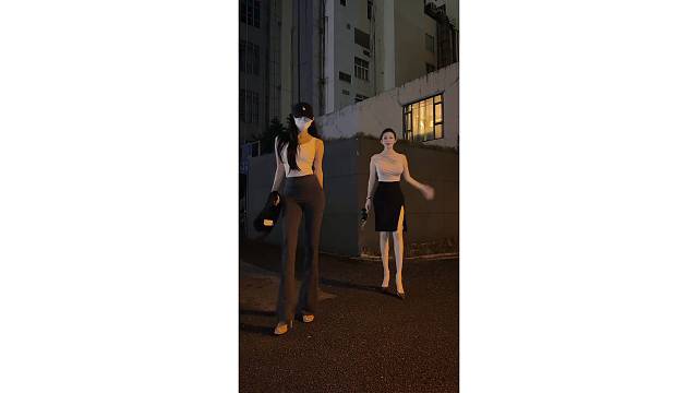 选妈妈还是选女儿？
