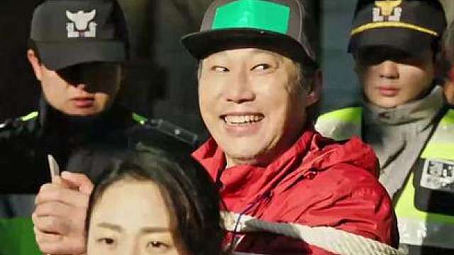 模范出租车第一季第一集深度解读：复仇小队的由来