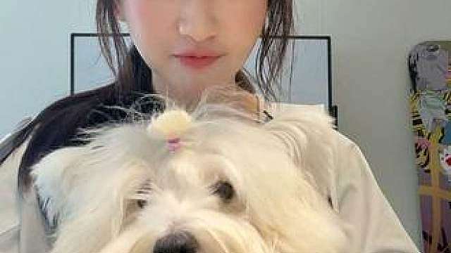 这里有个小老孩被控啦