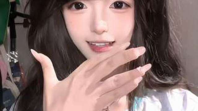 我们女孩子打完球吹的都是小香风好吗