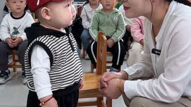 你为啥来上幼儿园呀⁉小孩哥回答亮了