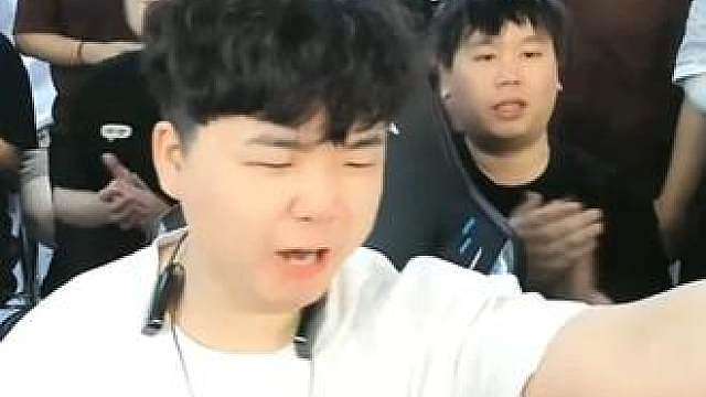回顾彬爷的封神操作“梦幻水乐园”使出都没见过的大招终结比赛
