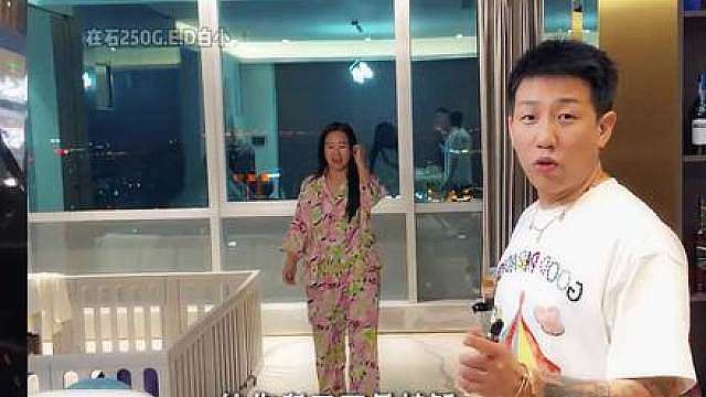 给你留了两只螃蟹