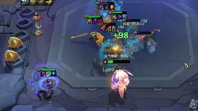 慎独y：什么是特色蛇 你就看花妖加枯萎怎么无压力吃鸡