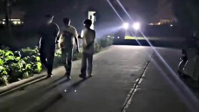 以后是汽车灯，万万没想到……… 视频效果 无不良导向
搞笑段子 仅供娱乐
