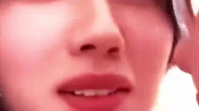 这叫卡了是吗  -