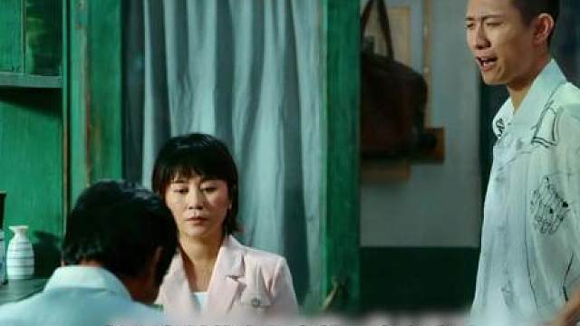 当喜剧演员认真演起悲剧，连眼神都是泪。