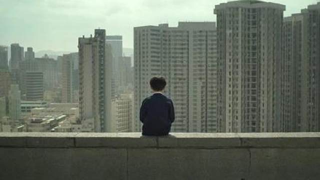 他们都在场，却没有一个人救他....