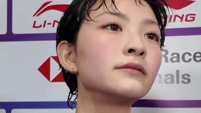 花絮日本羽毛球运动员宫崎友花 小花可爱的赛后采访，未来可期