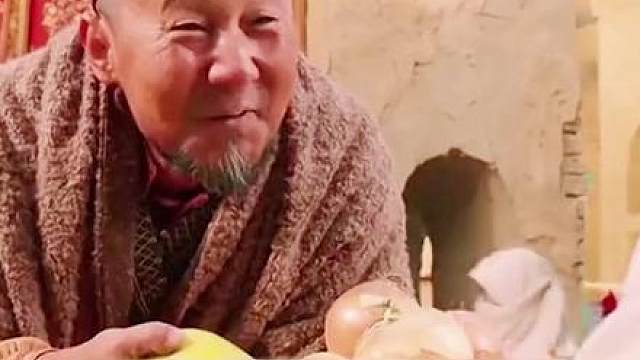 导演只是请他来串个戏，结果直接抢了主角的风头
