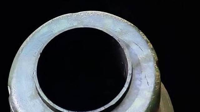 大街上演坦克暴力追击，火车逃跑被坦克堵住涵洞，相撞爆炸惊险逃生