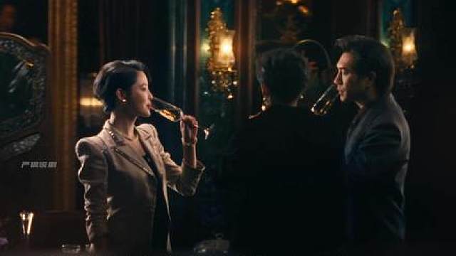 宝总与强慕杰又一次对战，宝总被平仓几乎要输了，李李卖了至真园