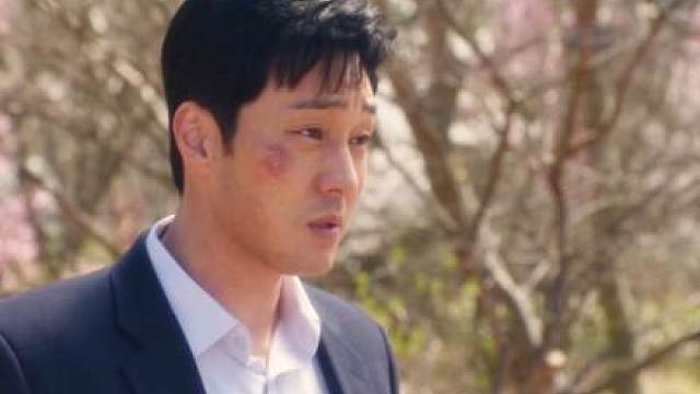 《金特务：本色回归‎》︱大结局-下︱特工 66 号从人间彻底 消失，金科长却以新身份重获新生。执意保留女儿原名藏着对亡妻的念想，卸下所有伪装与枷锁，他终于只做守在女儿身边的普通父亲。