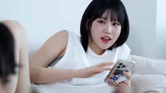 只因清洁工长得帅，就被女人要求投喂哄睡！