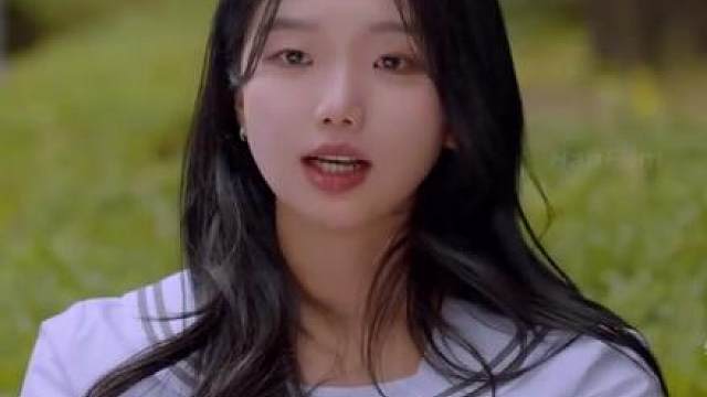 美女哥哥一旦使用超能力，就会突然心脏骤！