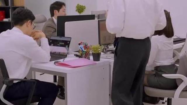 上司和女员工是夫妻，可全公司都被蒙在鼓里！