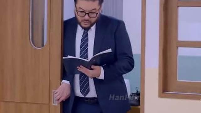 魔法少女爱上班主任，非说对方是异界勇者！