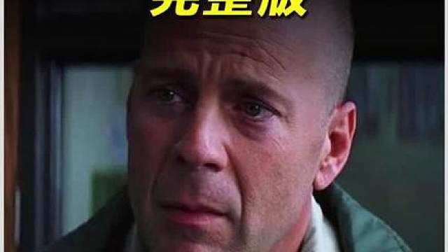 男人几次死里逃生，最后发现自己是超人