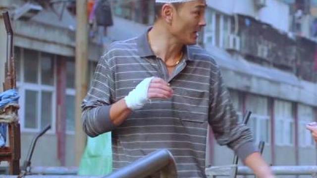 《万箭穿心》 命运如箭，刺穿生活；倔强如她，扛起人生