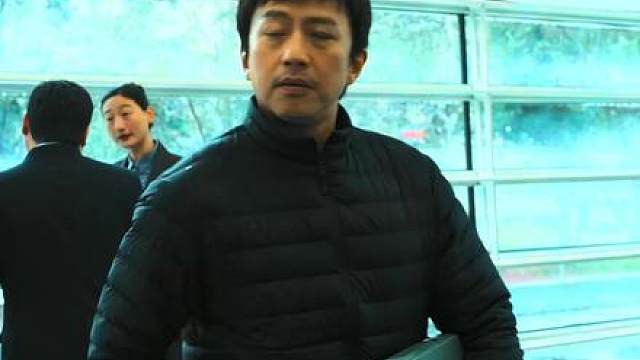 《胜券在握》 揭秘职场“苟住”生存战：800万期权背后的惊天骗局，打工人能否胜天半子？