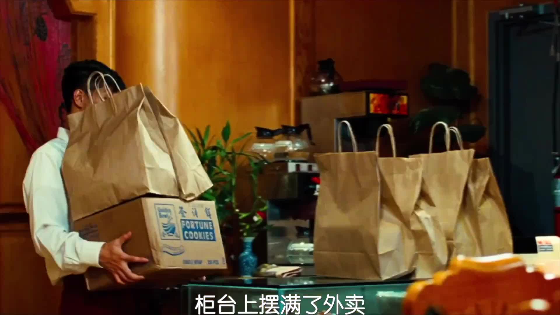 《老男孩》完整版 灭霸竟被福瑞局长困房间20年,逃出生天后,竟发现背后的真相耐人寻味