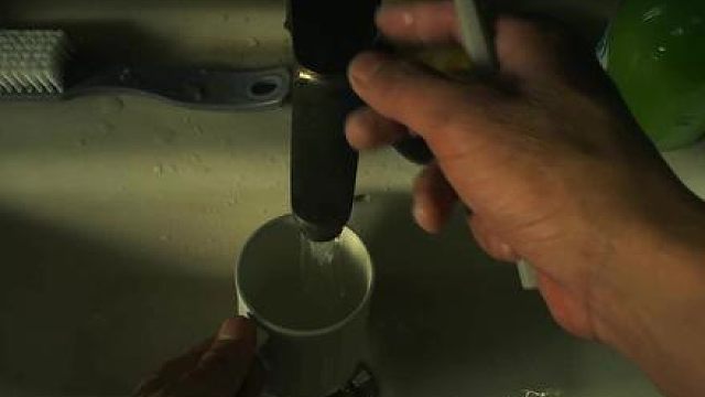 《过家家》 萍水相逢的临时家人，用一场过家家对抗遗忘与孤独