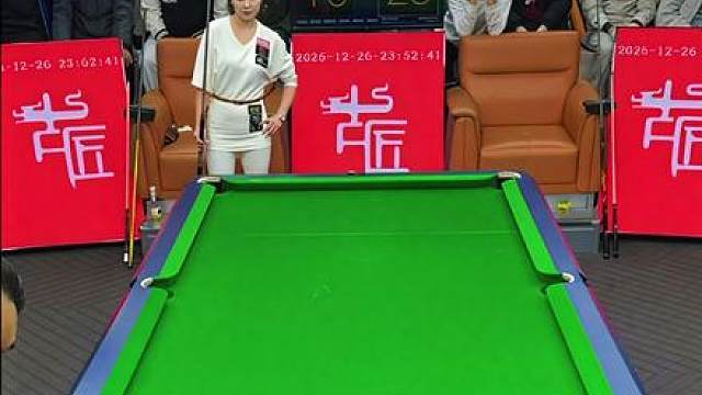 这局防守堪称教科书！佟璐连续解球反做，最后一杆直接看呆全场