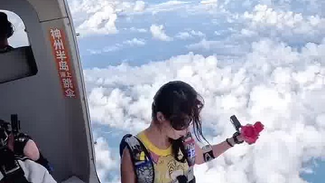 在空中拍一部片，有没有搞头？  -