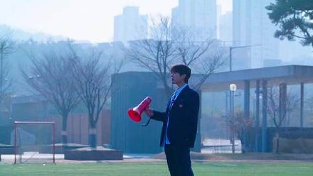 新生第一天来学校，就被不良们挡住了去路！《弱小英雄第二季》第九集